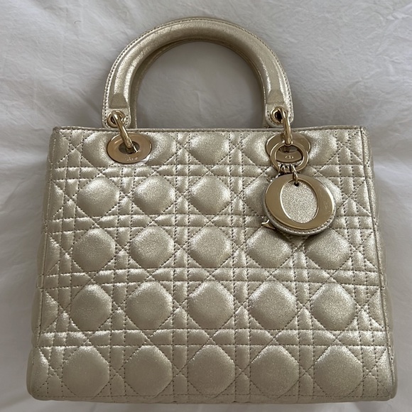 Lady Dior bag medium - Picture 2 of 12